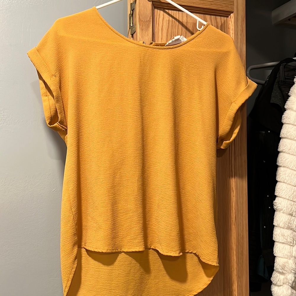 Medium pick rose mustard colored dress shirt